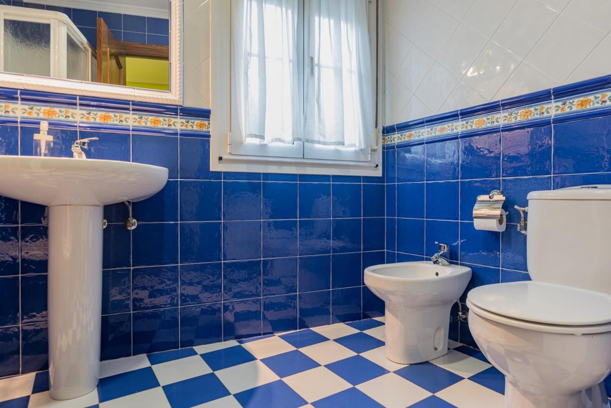 Hotel Y Apartamentos La Lonja Cangas de Onis Ngoại thất bức ảnh